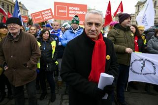 Bude muset jít poprvé do zaměstnání. Místopředseda...